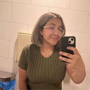 Meet your Posher, Marianna